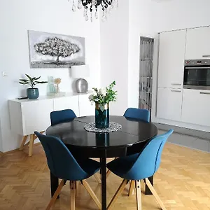 Magdalena Apartment